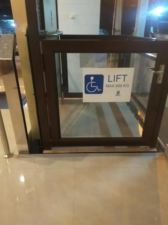 Soi2Inn Hotel - photo 2