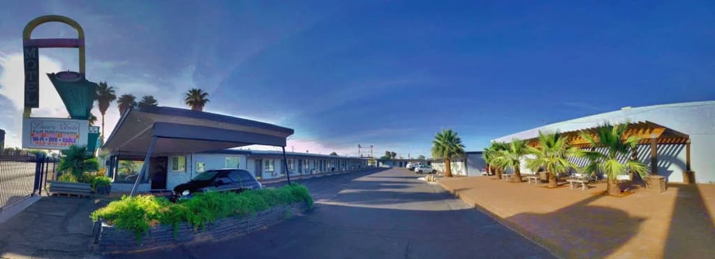 Roulette Motel - photo 27
