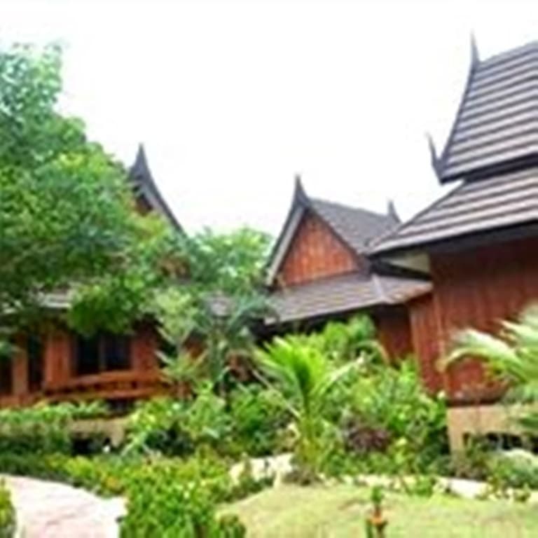 Paradise Pearl Bungalows - photo 16