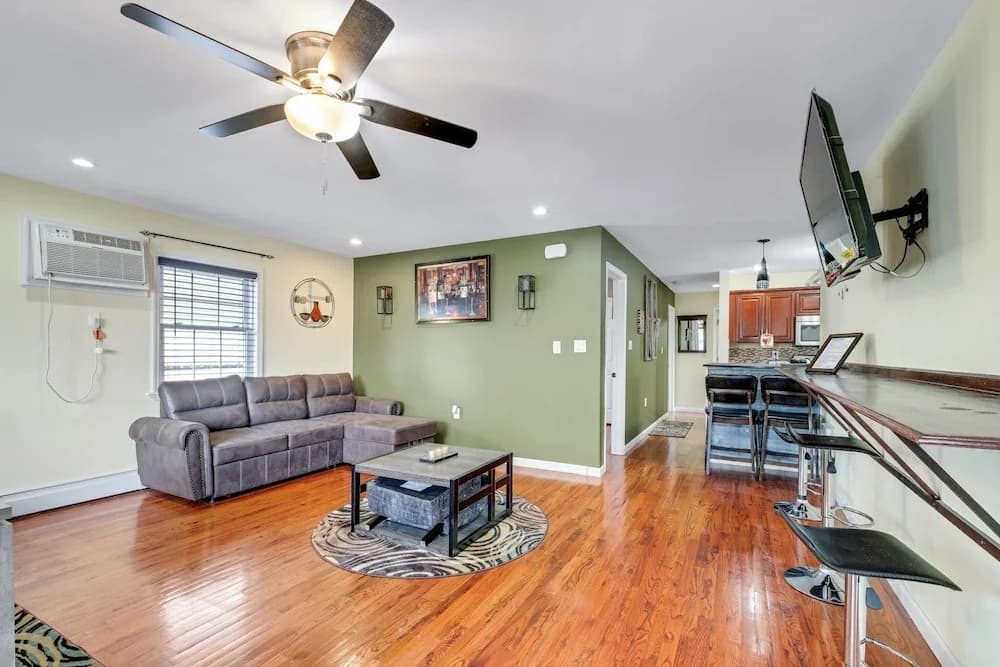 Modern Cozy 3br Home Just 10 Mins From Jfk! 3 Bedroom Residence by RedAwning - photo 10