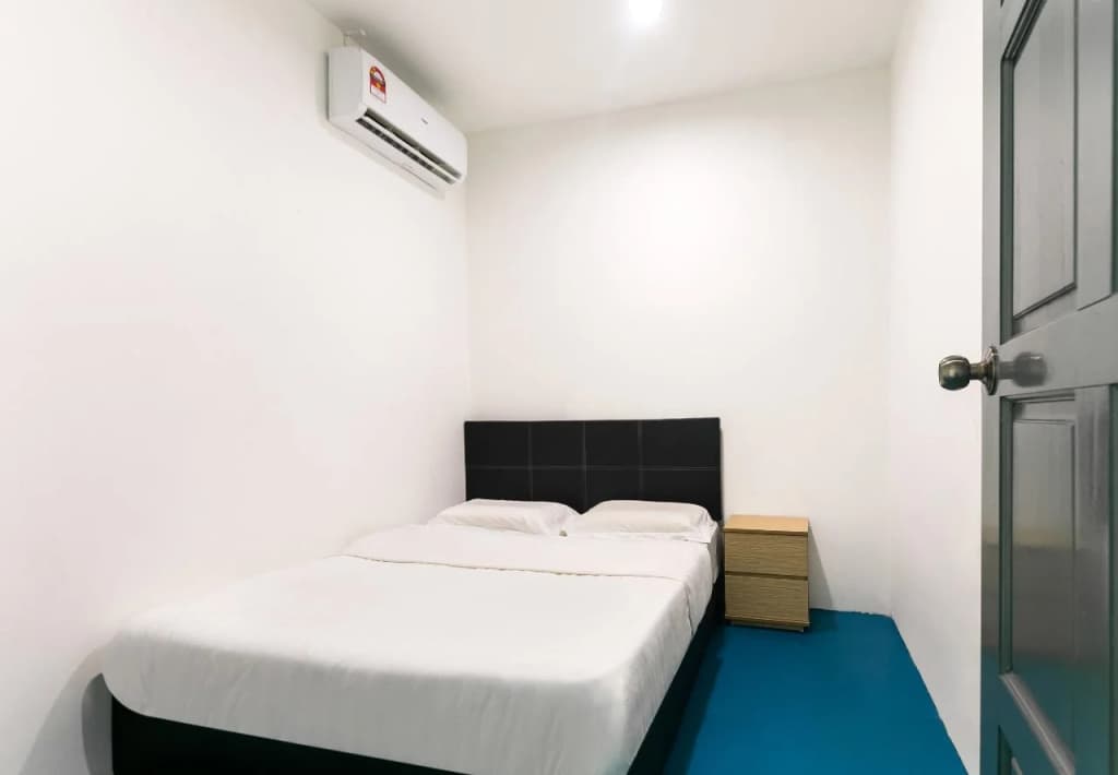 Capsule Inn - main photo