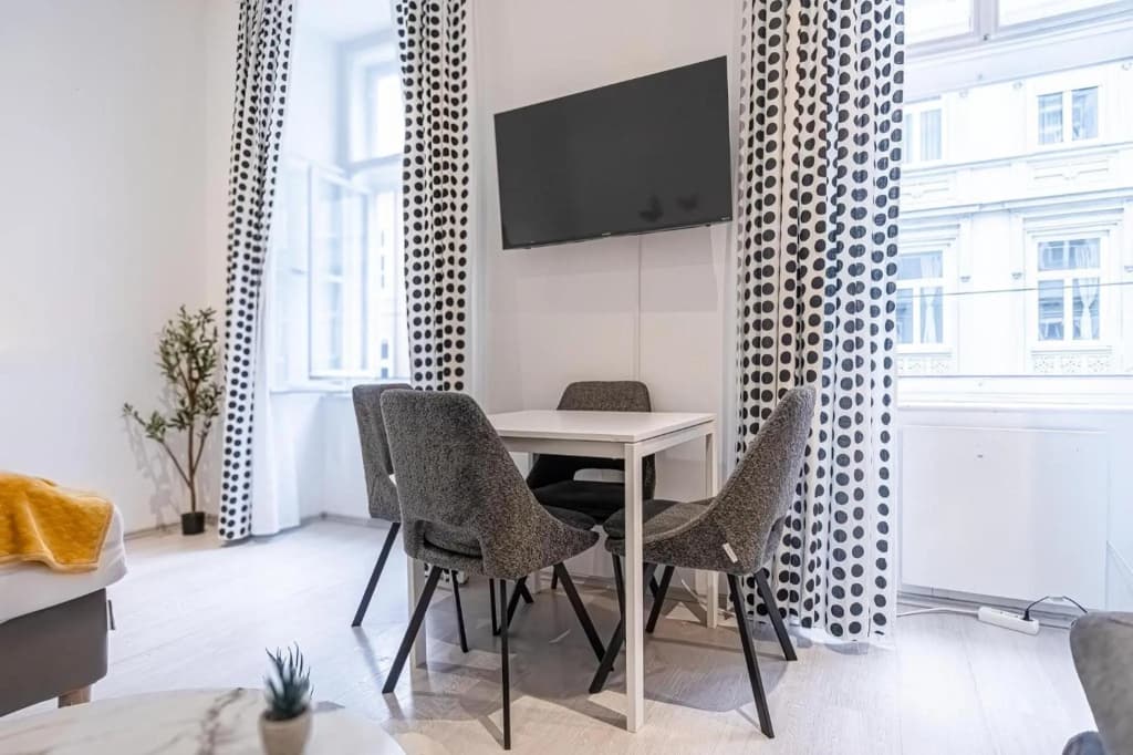 Cosy 1BR - Perfect for Long Stays - photo 18