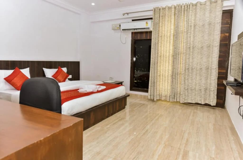 Hotel Orchid Saffron - photo 34