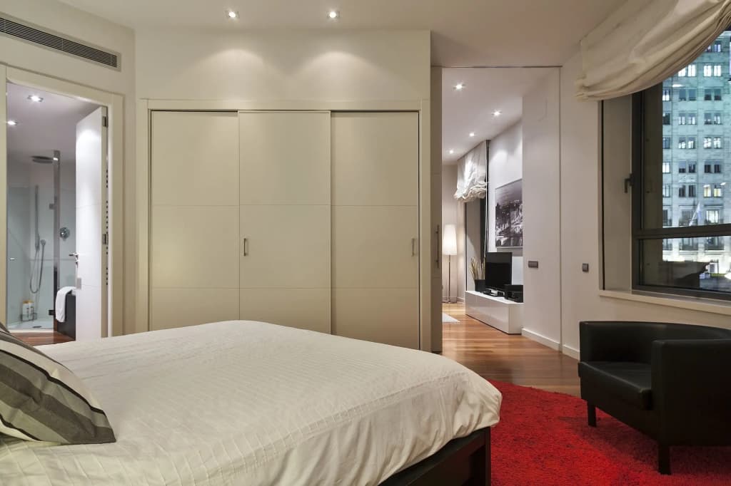 Uma Suites Luxury Downtown - photo 2