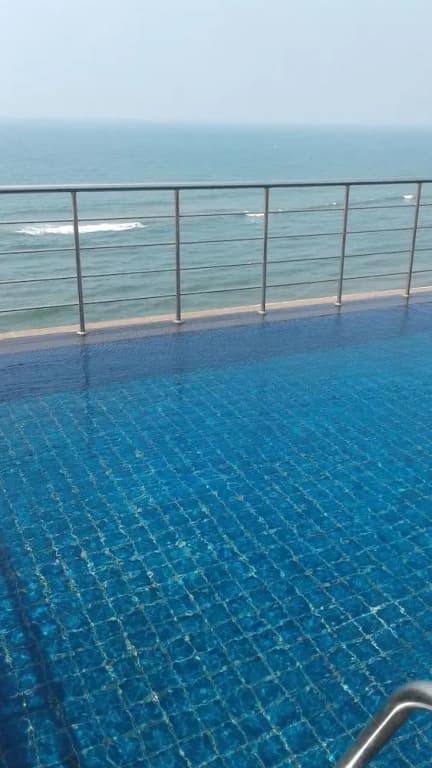 Colombo Sea View Apartment - photo 12