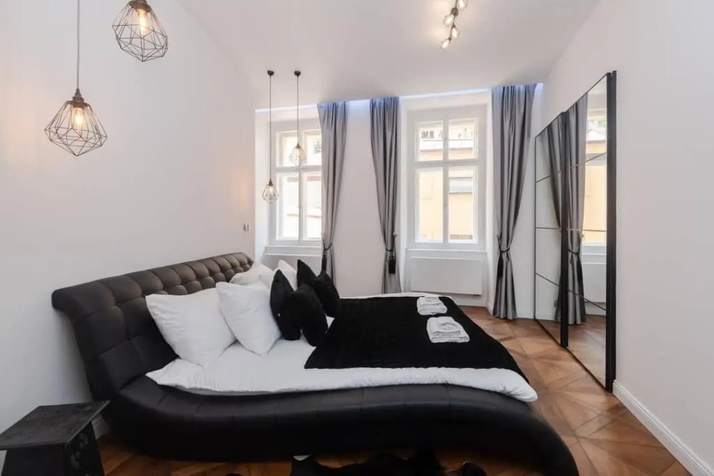 Royal apt. at Wenceslas Square - photo 15