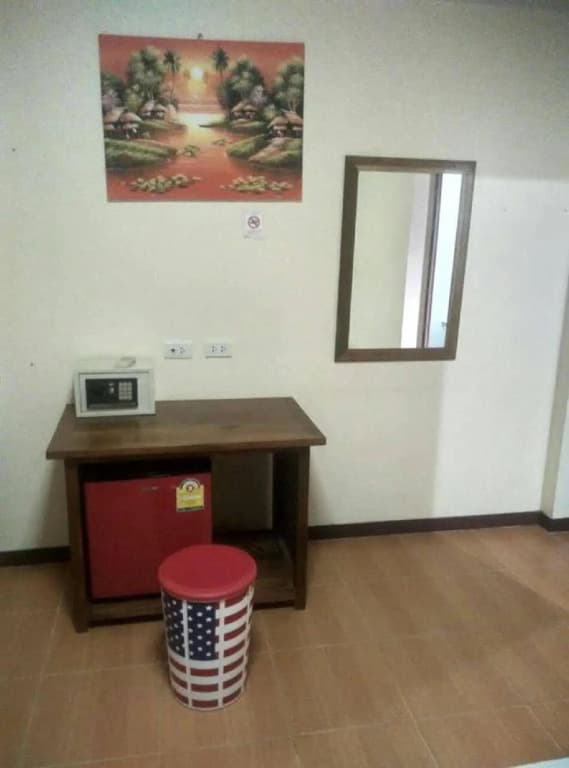 Phuket Iyh Express Hostel - photo 10