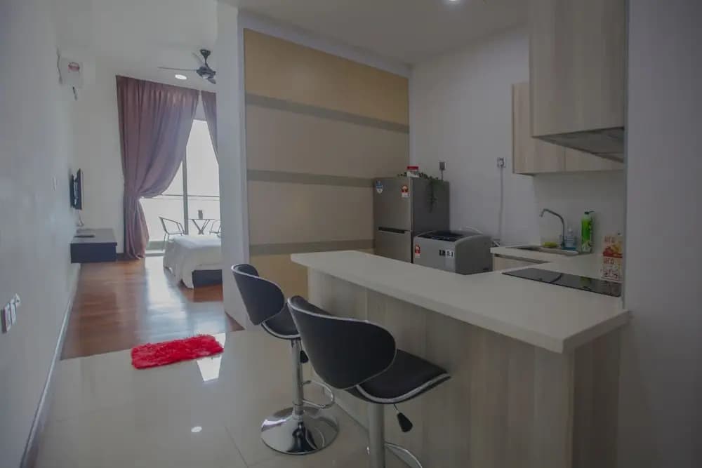 Paragon Suite by Superhost - photo 3