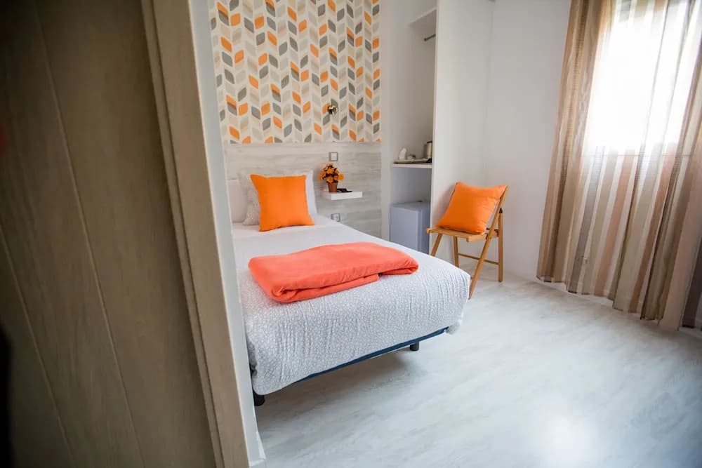Hostal Adis - photo 5