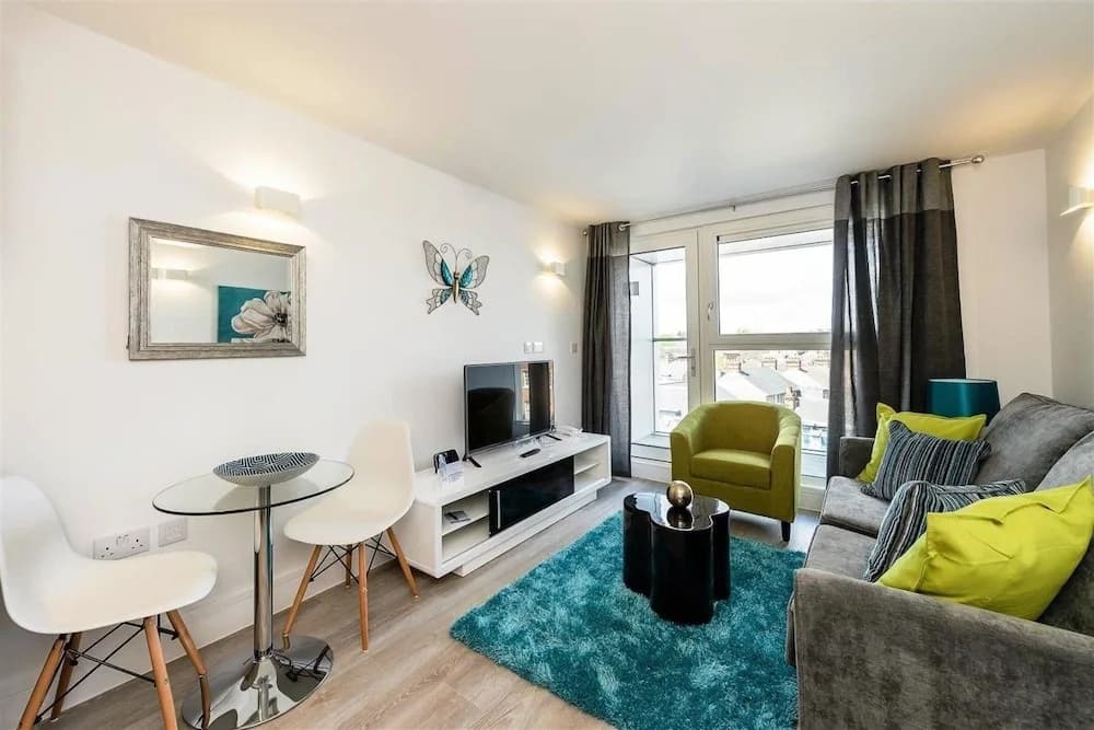 Edgware Apartments - photo 4