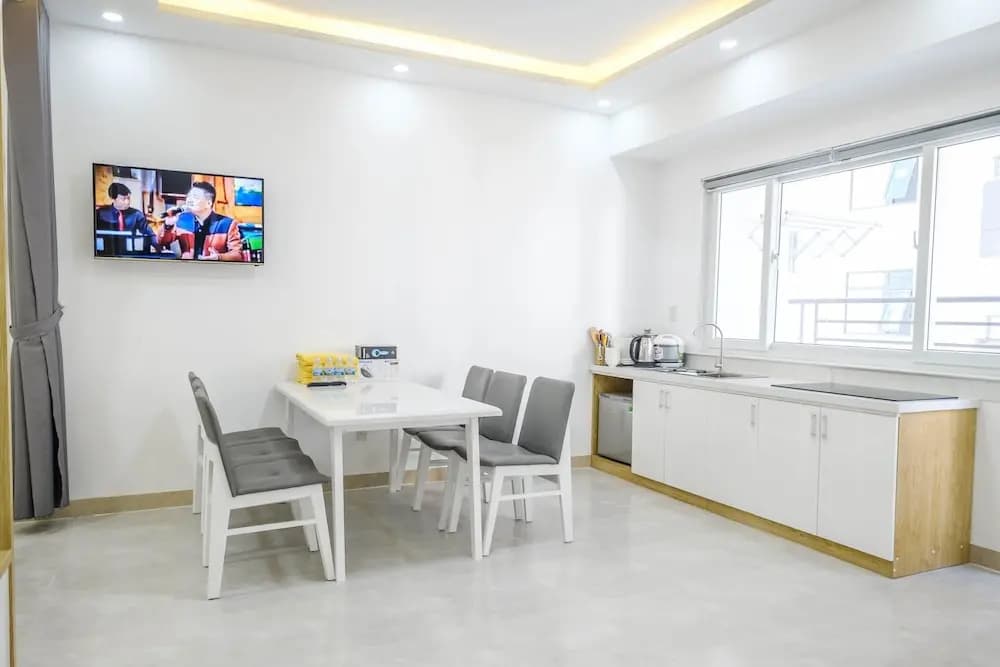 Sunrise Hon Chong Ocean View Apartment - photo 17
