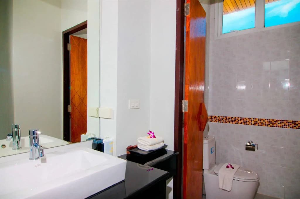 Samui Island Beach Resort & Hotel - photo 9