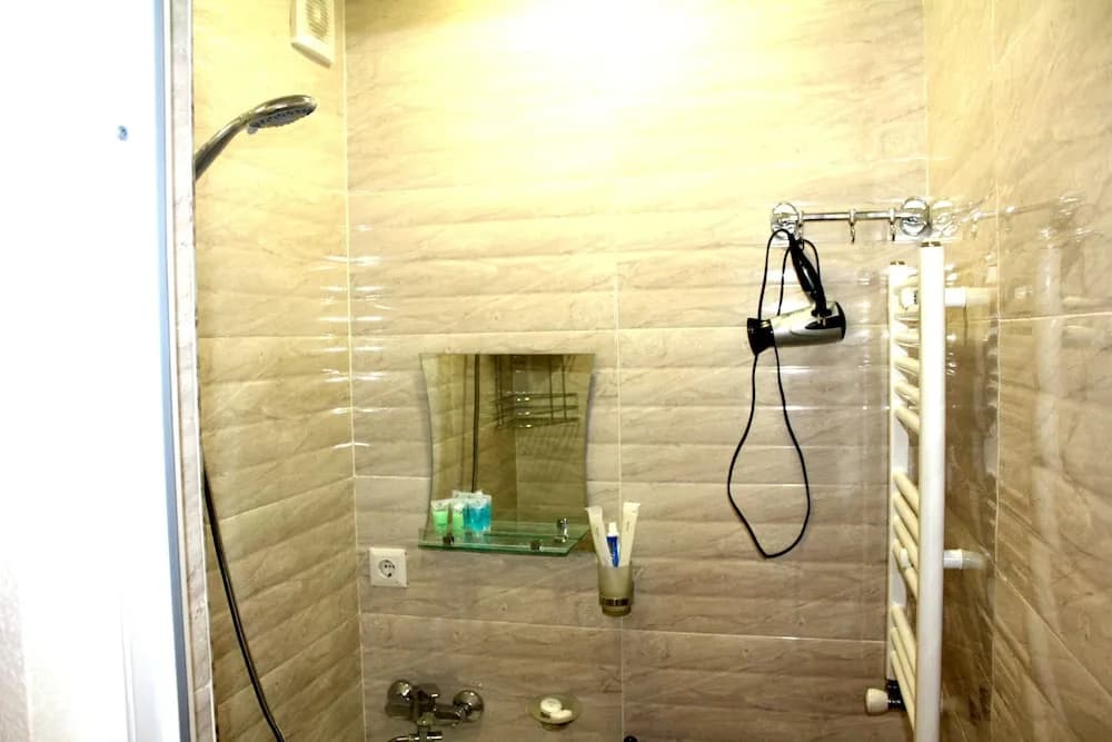 Old Avlabari Rooms - photo 9