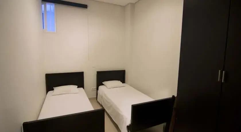 Hostal Roma - photo 10