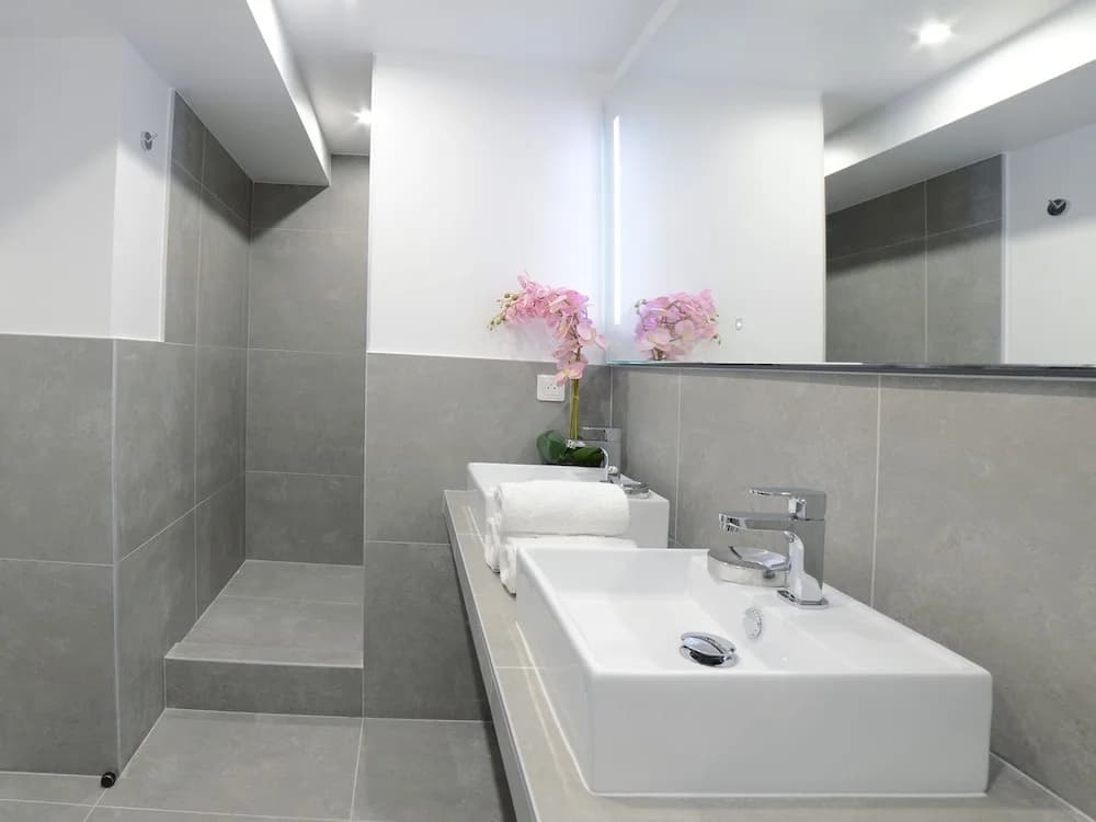 Luxury 4BDR Le Louvre I by Livinparis - photo 6