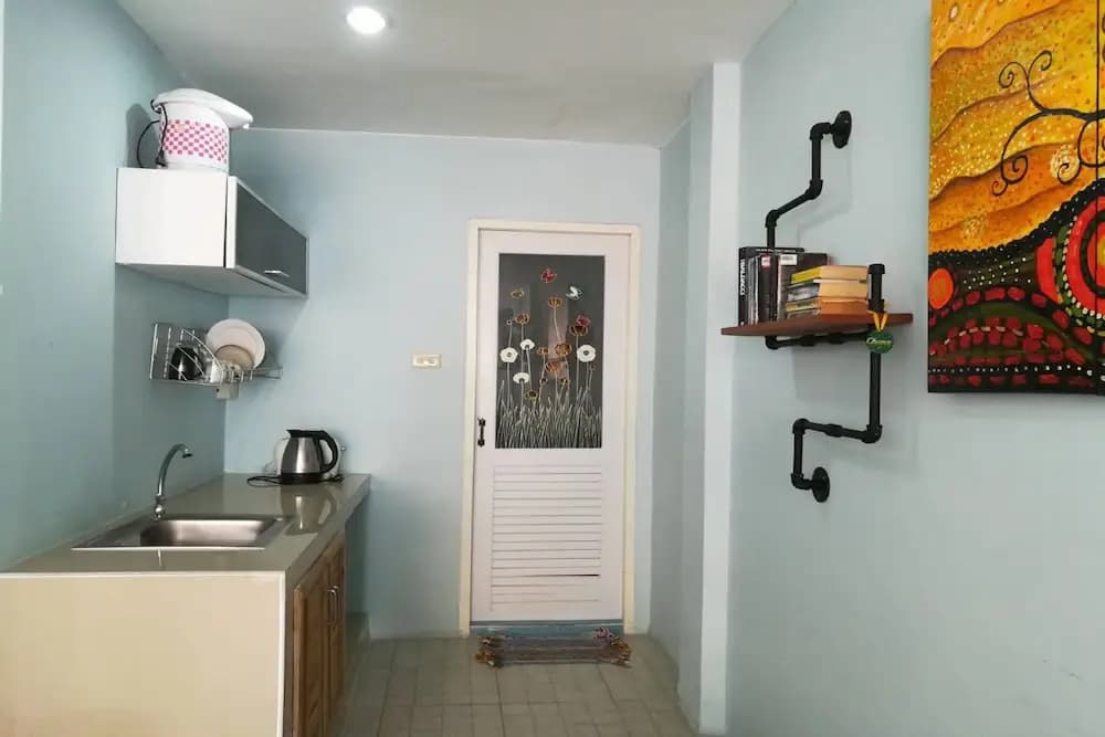Apple Guesthouse - photo 14