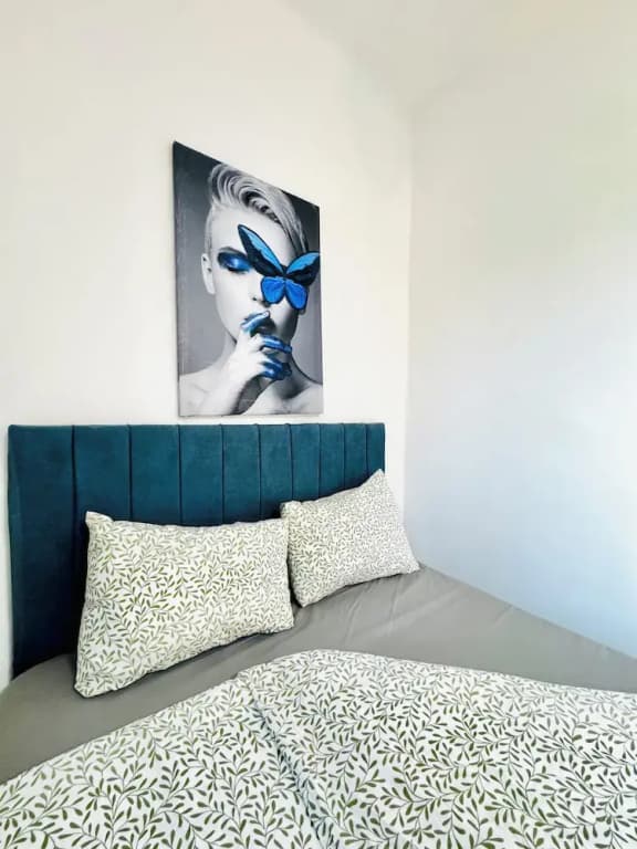 Spacious Budget Home Garden Stay - photo 37