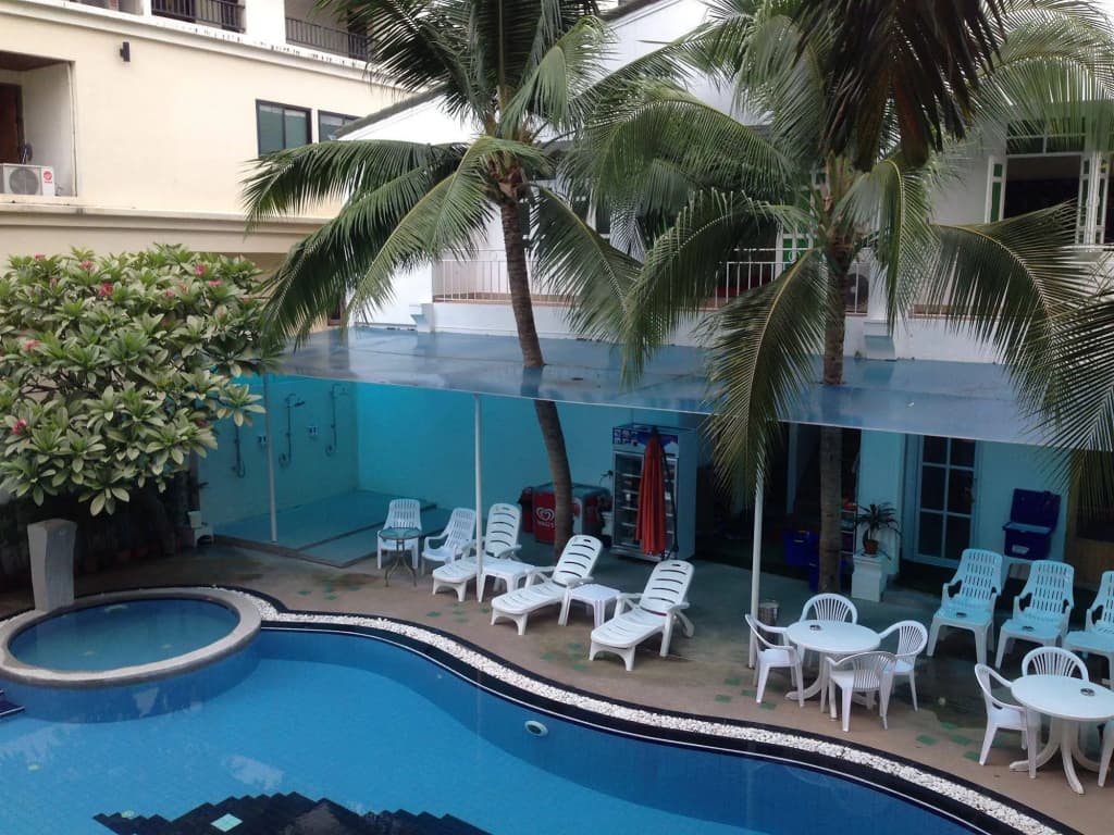 YJ Hotel - photo 12
