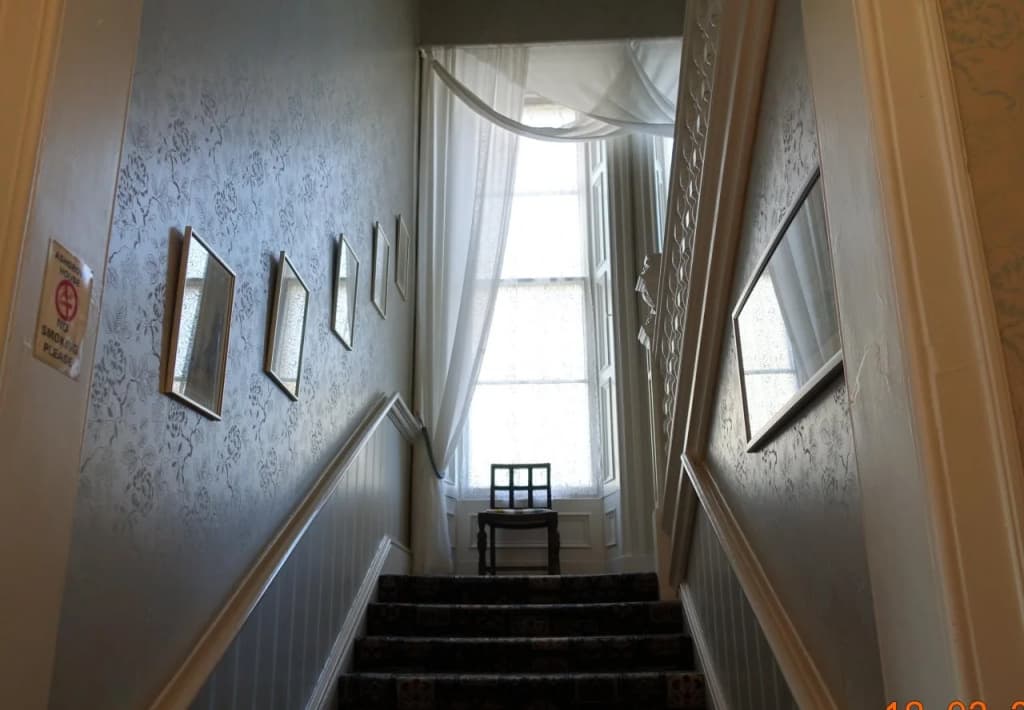 Ashgrove House - photo 9