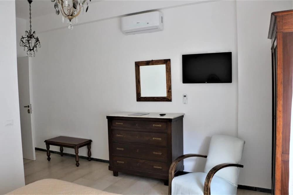 HouseInTheLight B&B - photo 2