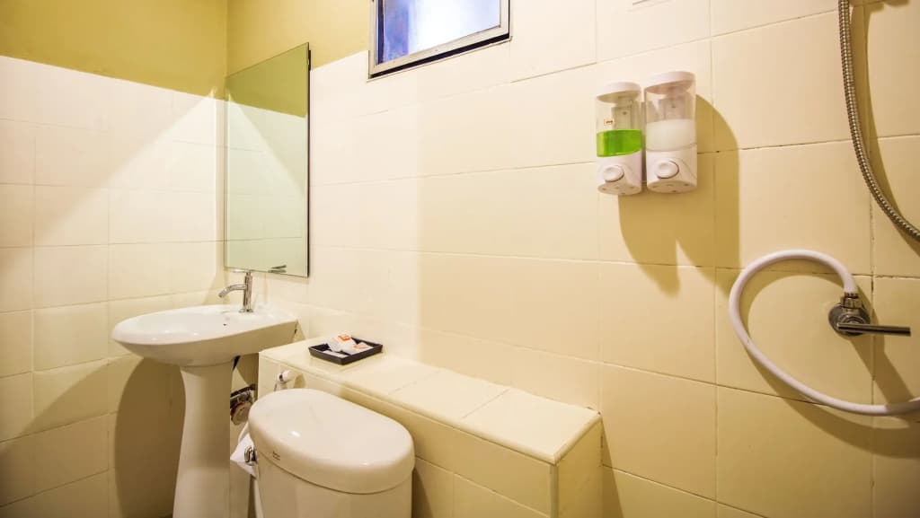 B2 Santitham (Wat Jed Yod) Boutique & Budget Hotel - photo 7