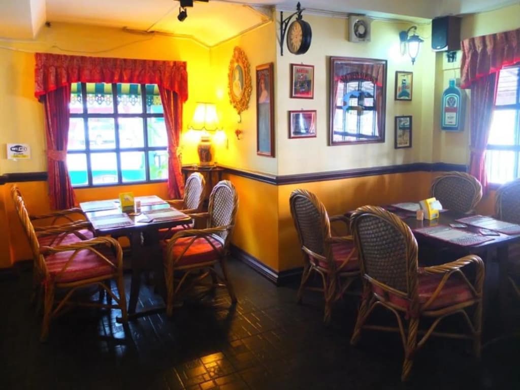 The Caddy Shack Inn - photo 13