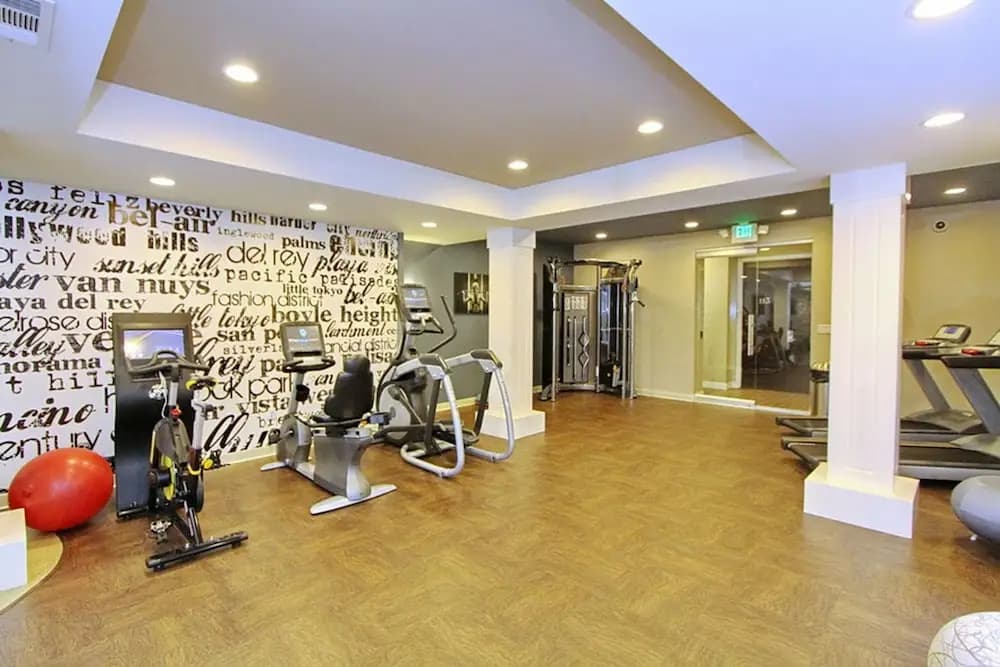 Beverly Condos by Barsala - photo 15