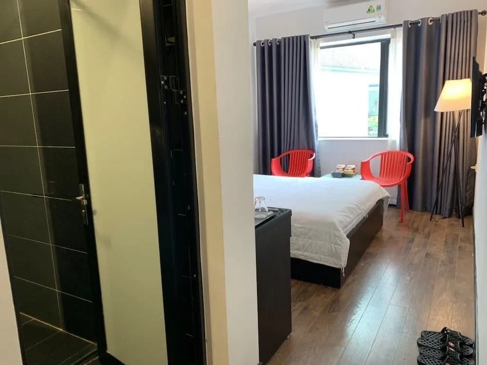 Anh Hong Hostel - photo 4