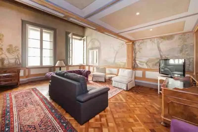 Luxury Apartment - photo 5