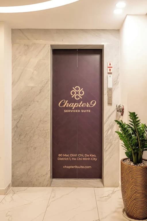 Chapter9 Serviced Suite - photo 23