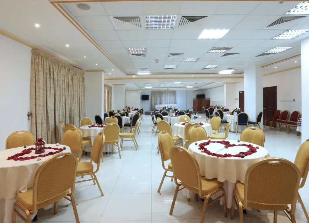 Al Maha International Hotel - photo 17
