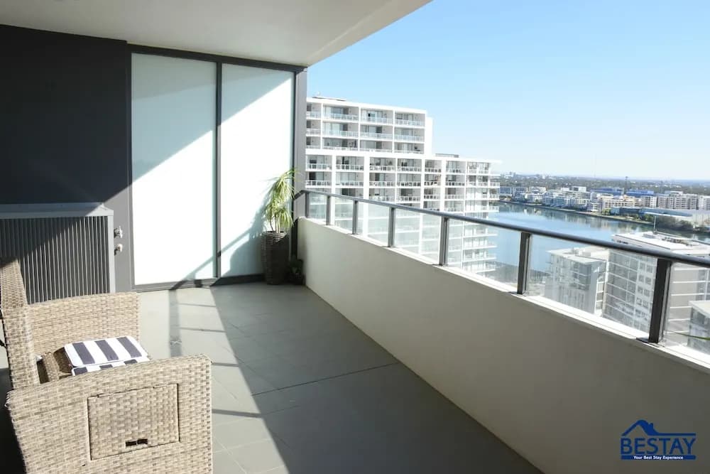 Designer Waterfront Home SH1206 - photo 10