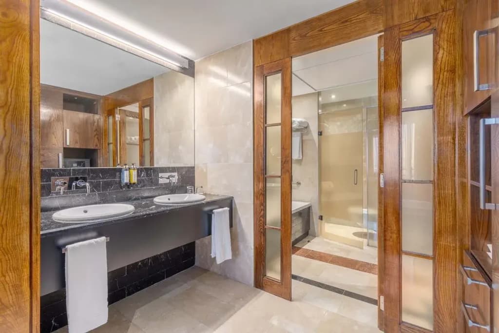 Eurostars Suites Mirasierra - photo 9