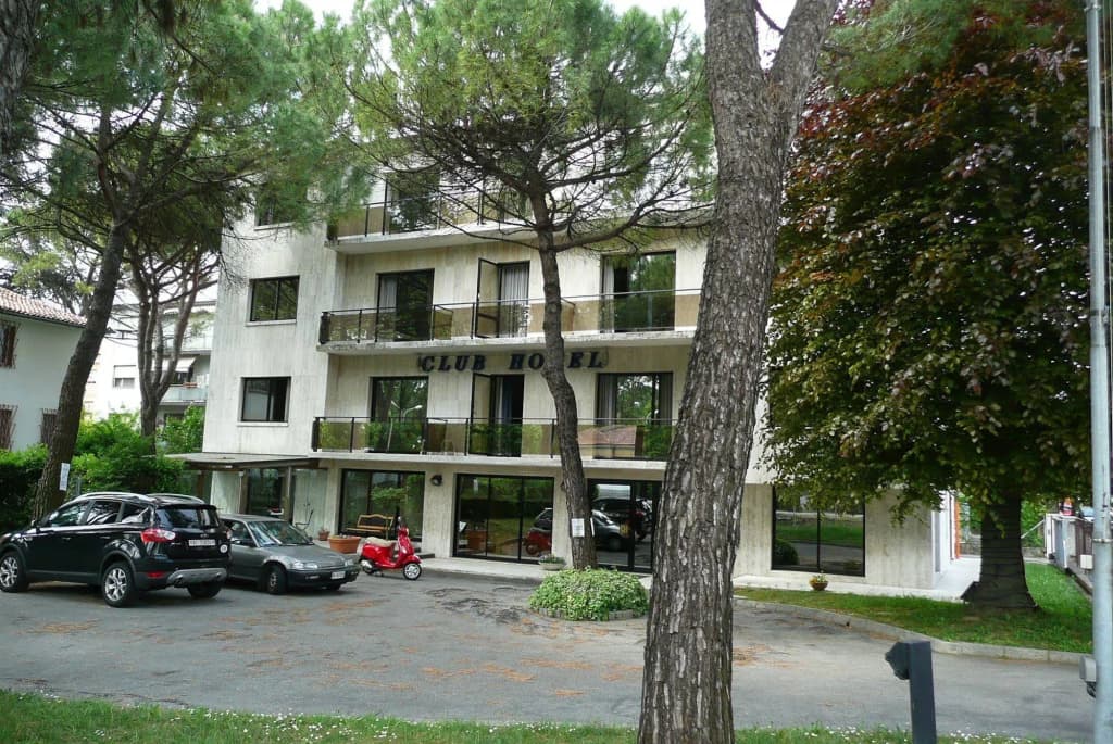 Club Hotel - photo 15