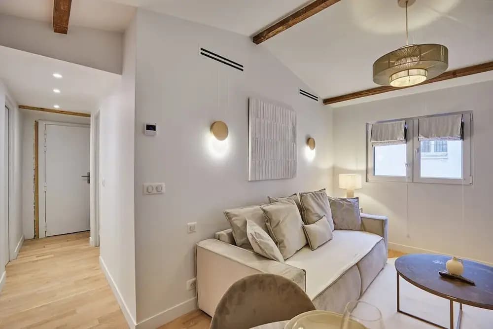 Superb Apartment in the Heart of Paris - photo 8
