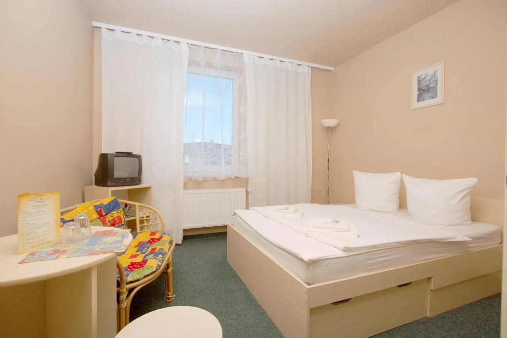 Hotel Brilliant - photo 3