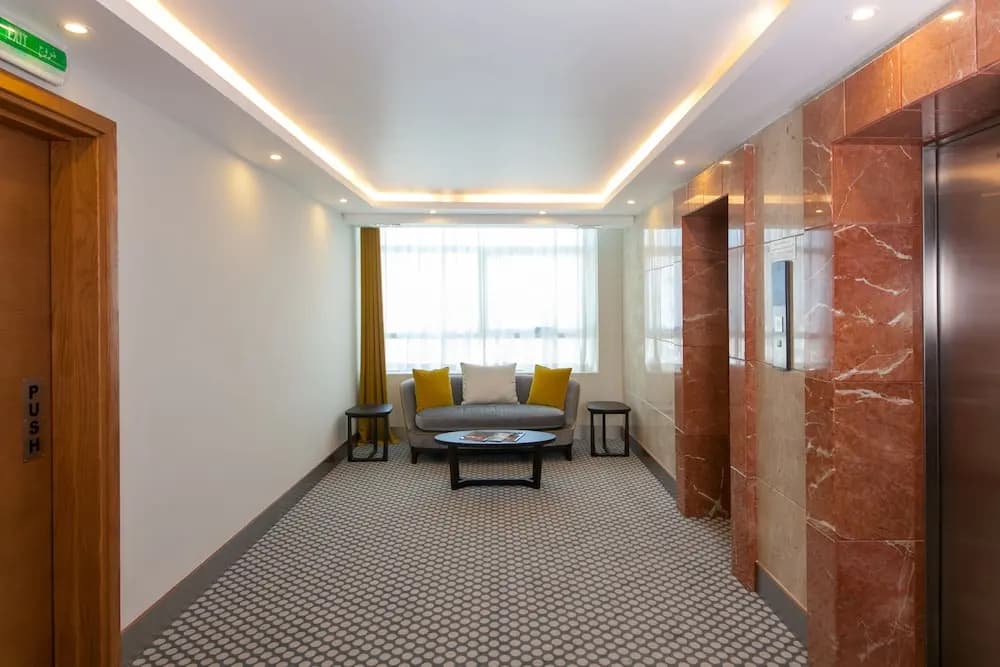 Land Mark Suites Hotel - photo 16