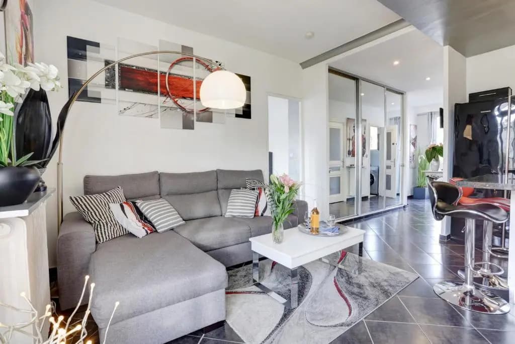Le Mantega - F2 Moderne,Centre Ville, 2 Grandes Terrasses,Climatisation, Ascenseur - photo 10