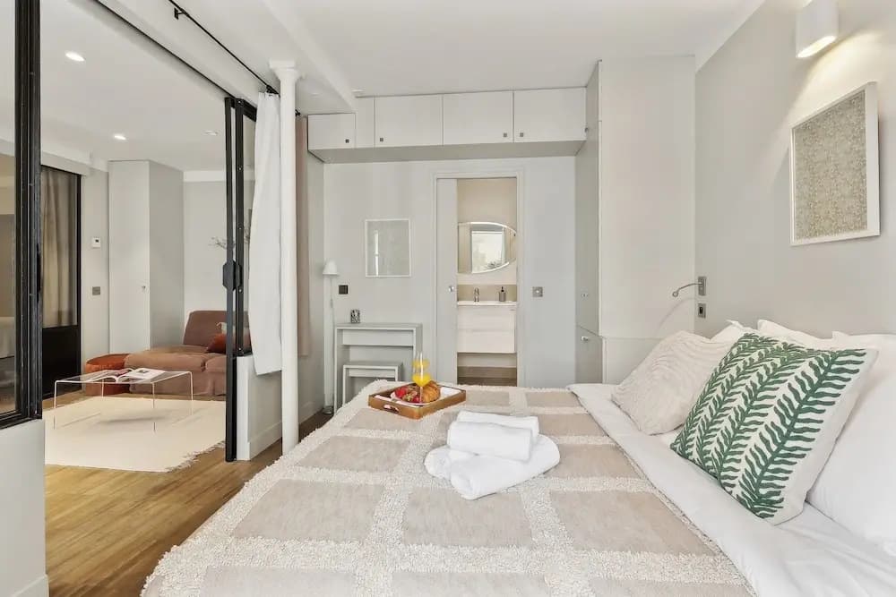 Chic 2BR 2BA near Place des Vosges - photo 3