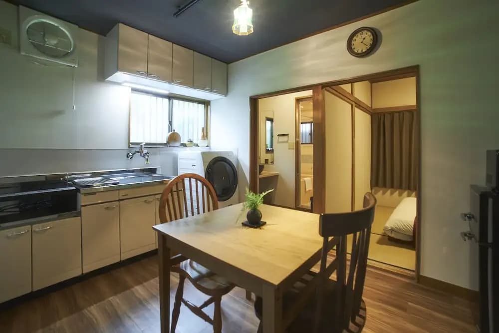 Kagurazaka Retro Bar & Hotel - photo 36