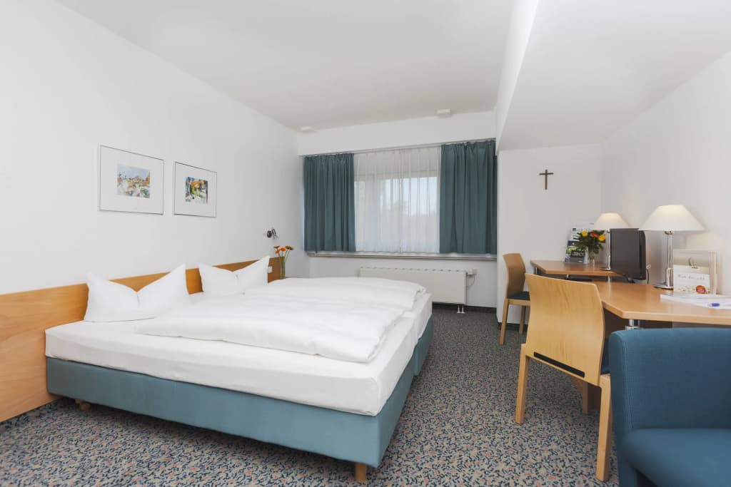 Akademie Hotel Pankow - photo 4