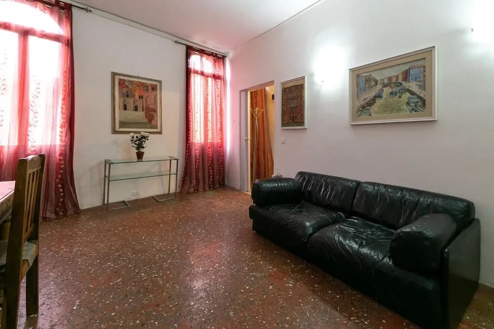 House - photo 12