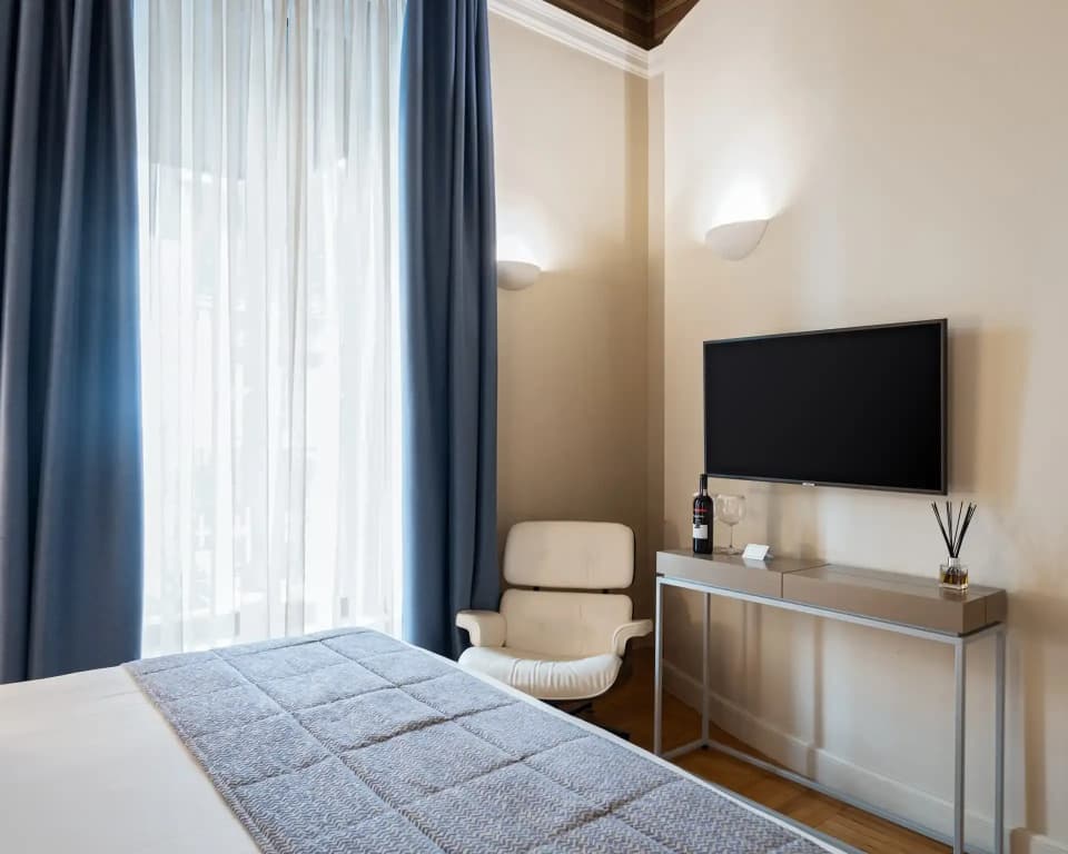33 Solonos Suites - photo 3