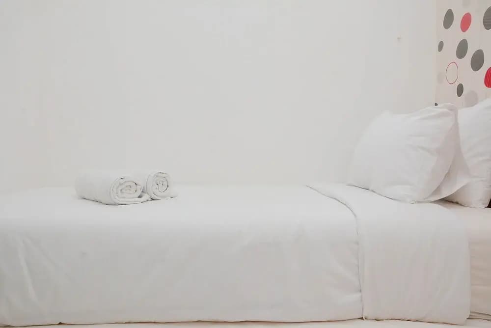 2BR Comfy Bassura City Apartment - photo 5