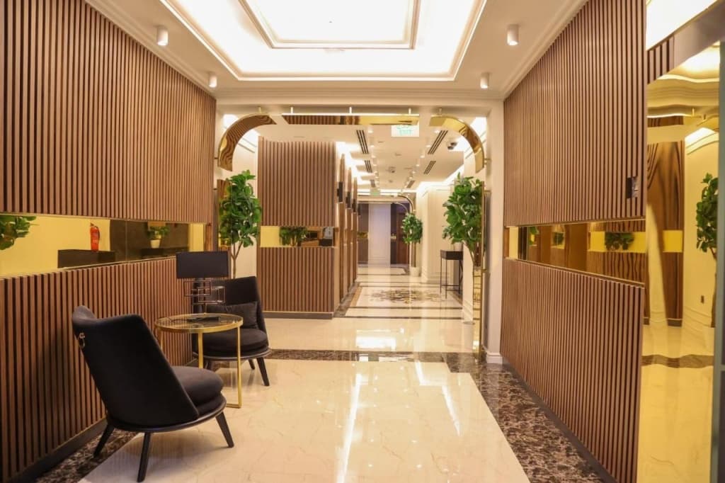 Abraj INN Royal Hotel - photo 1