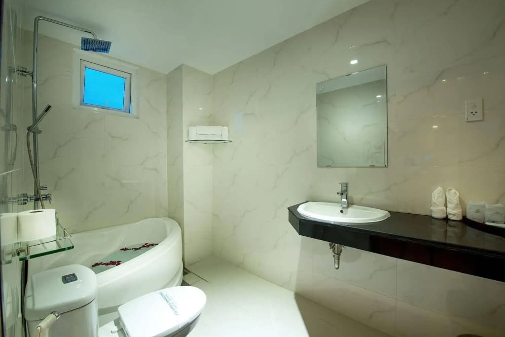 Fansipan Danang Hotel - photo 10