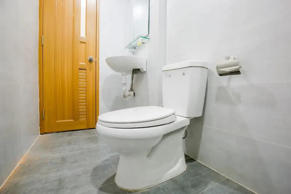 OYO 498 Xoro Apartment - photo 10