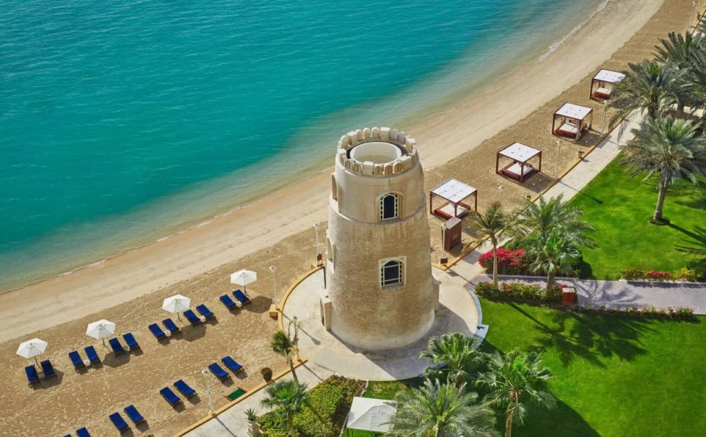 Four Seasons Hotel Doha - photo 26