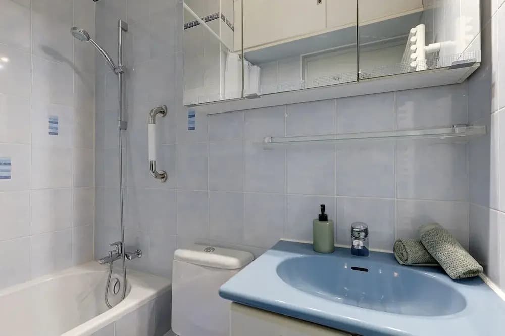 Modern 1BR near Centre Pompidou - photo 19