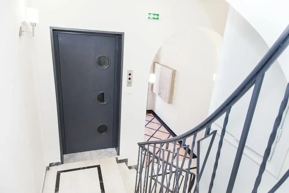 Elegant Rooms Athens - photo 12